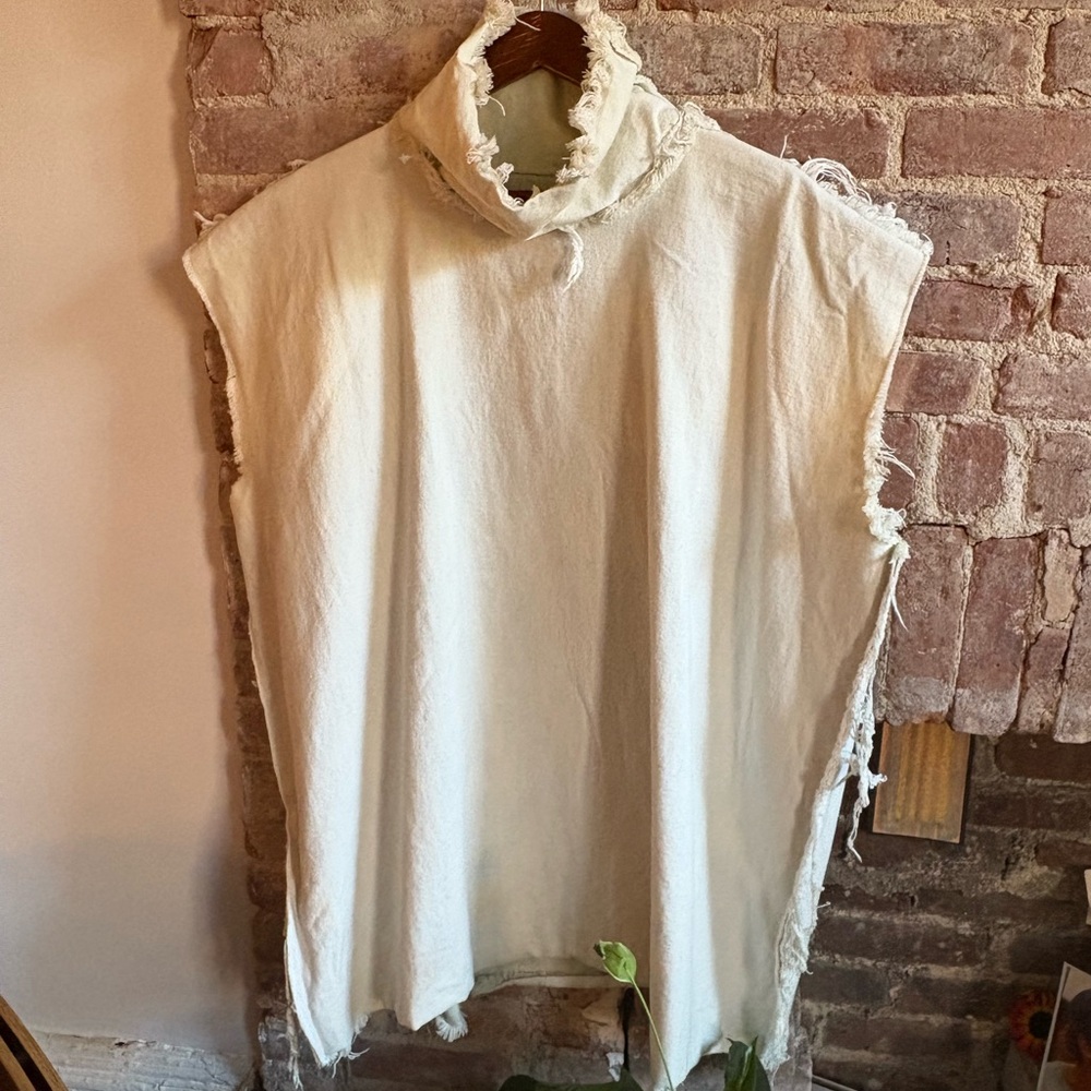Ashley By 26 International Cream Sleeveless Boxy Tunic